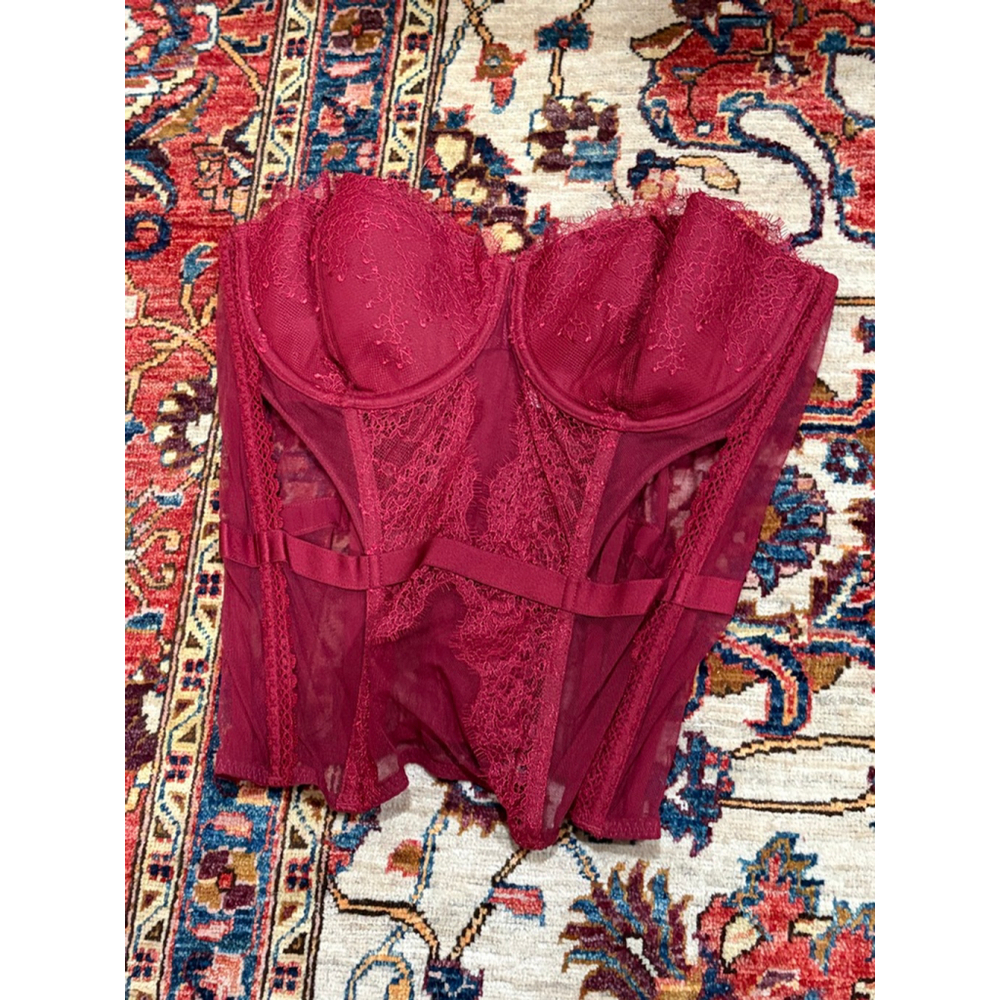 Victoria’s Secret Red Lace Corset Bustier 36D Sheer Boned NWT